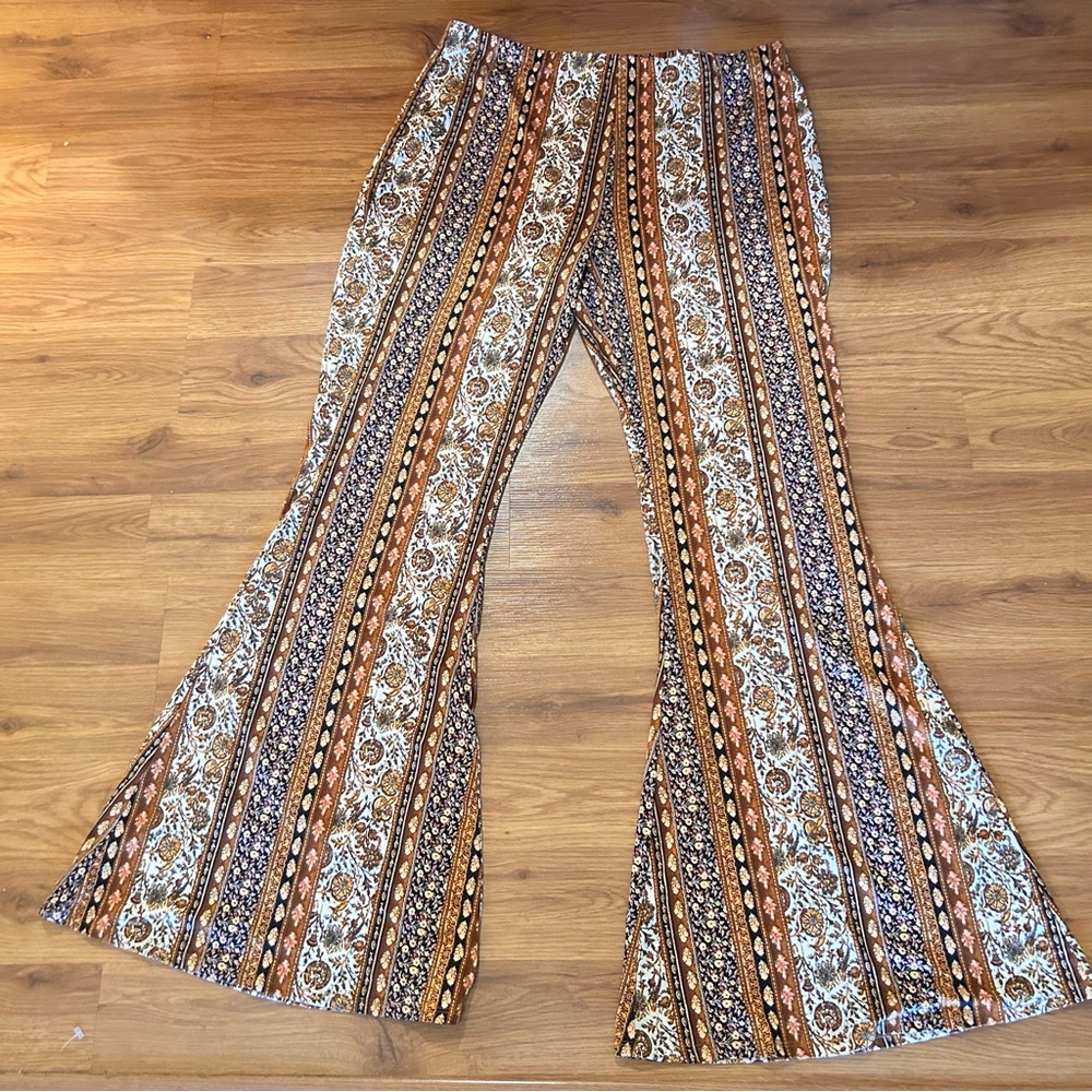 Fashion Nova Multicolor Wide Leg Flare Hippie Pants women’s large